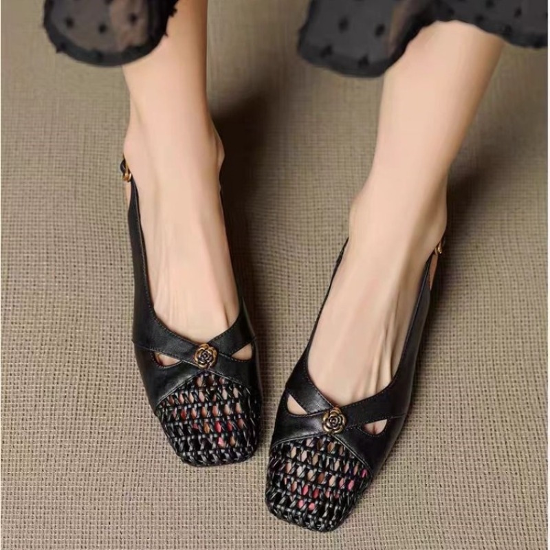 صندل نسائي بمقدمة مغلقة على ال - مراجعة Mule Slip On وسعره